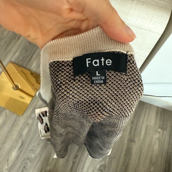 NWT Fate animal print long cardigan waist tie knit long cheetah print cardigan L - Picture 15 of 15